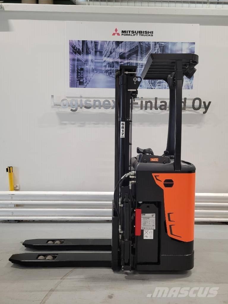 Rocla SST 16 ACI Self propelled stackers