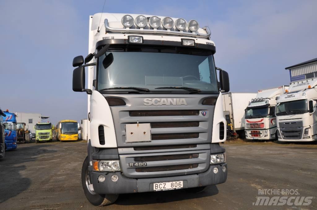 Scania R480LB6X2MNB Caminhões de caixa fechada