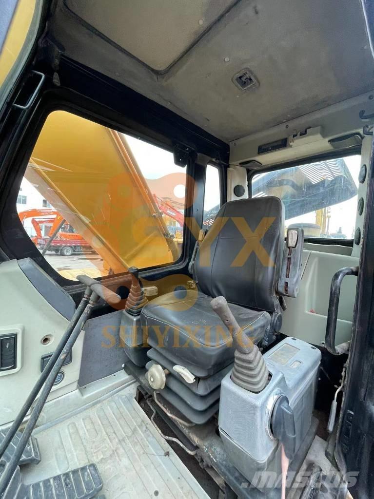 Hyundai Robex 220-7 Escavadeiras de esteiras