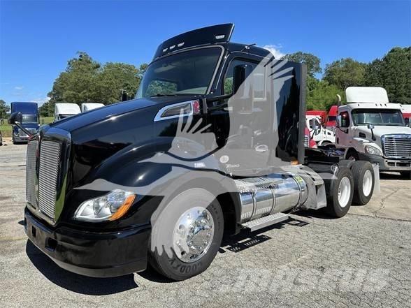 Kenworth T680 Cavalos Mecânicos