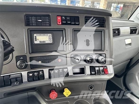 Kenworth T680 Cavalos Mecânicos