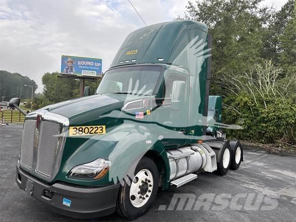 Kenworth T680 Cavalos Mecânicos