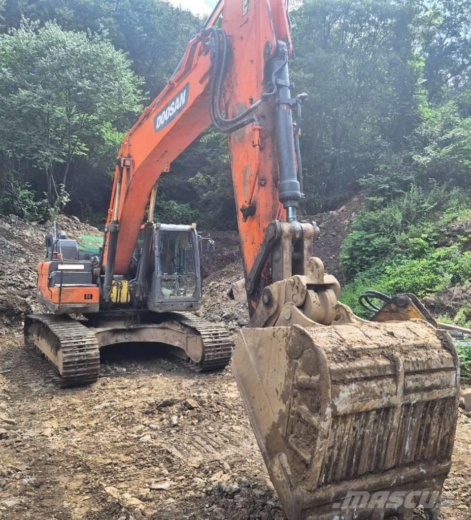 Doosan DX 300 LC-5 Escavadeiras de esteiras
