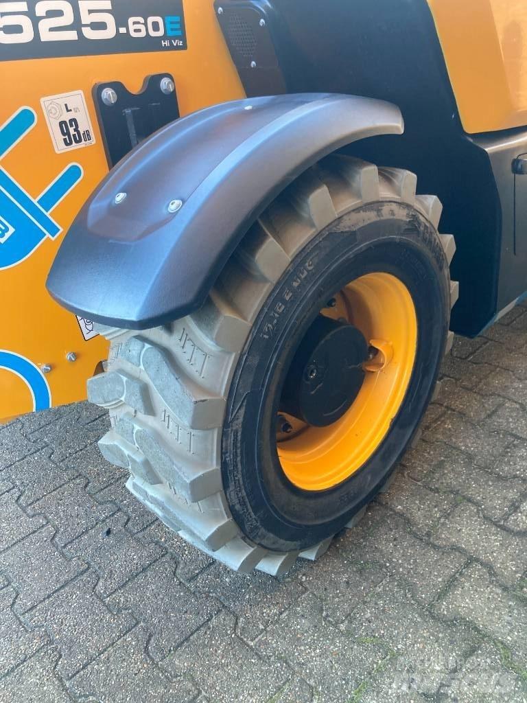 JCB 525-60 E Manipulador telescópico