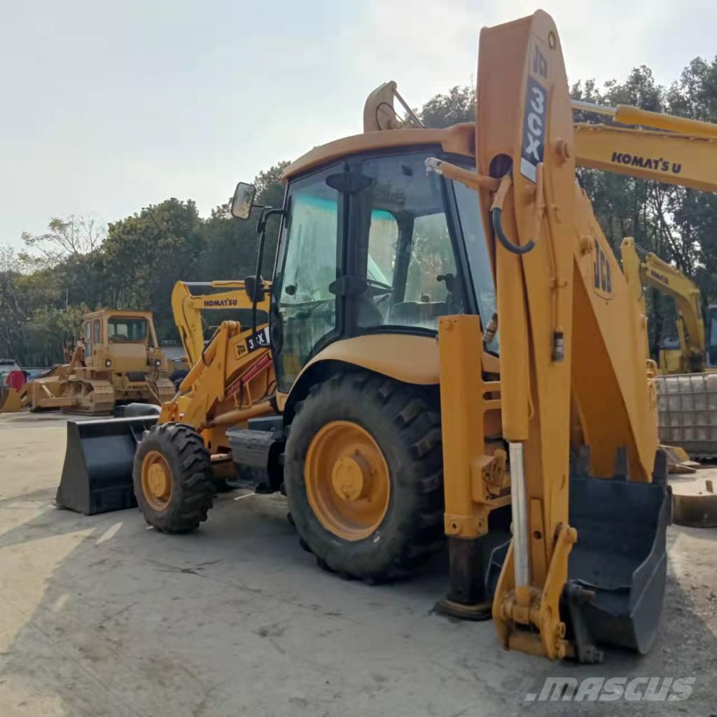 JCB 3CX Retroescavadeiras
