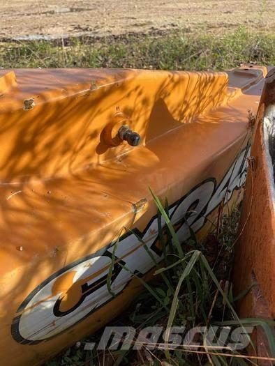 CASE CX245SR Chassis e suspensões