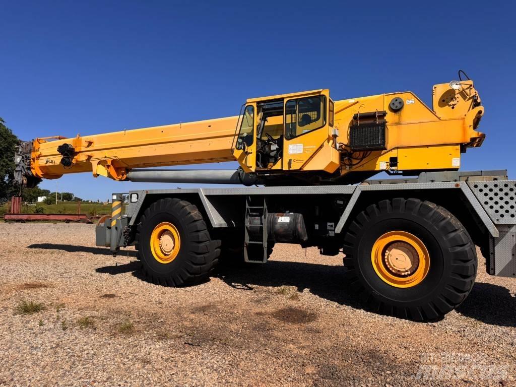 Grove RT 9130 E Gruas Fora-de-estrada