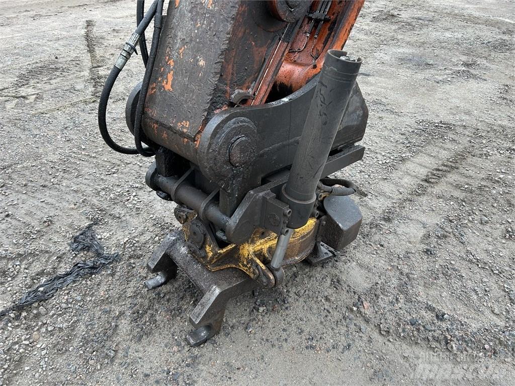 Hitachi ZX210LC-3 Escavadeiras de esteiras