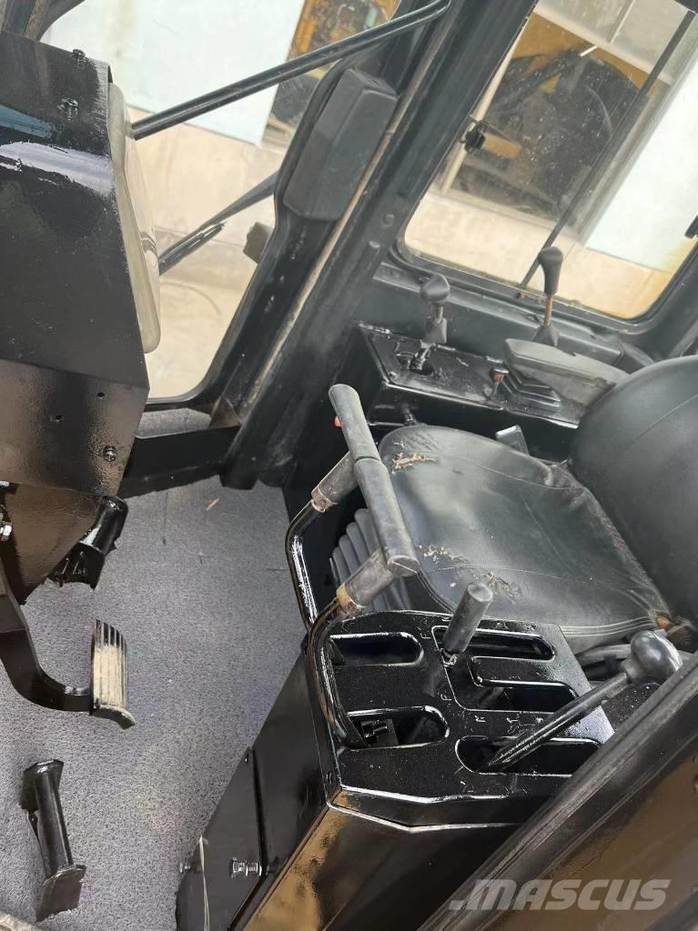 CAT D8 Motoniveladoras