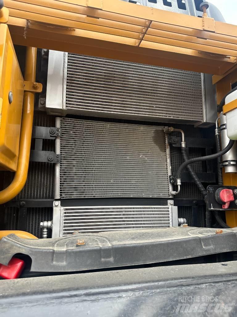Sany SY245C Escavadoras Midi 7t - 12t
