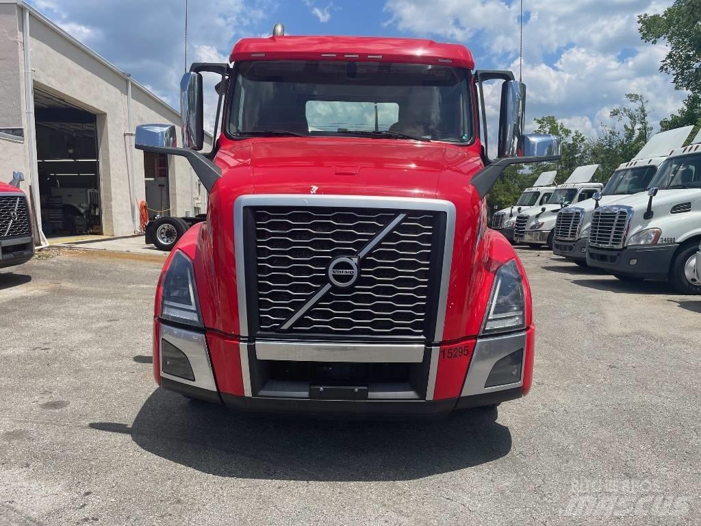 Volvo VNL64T300 Cavalos Mecânicos