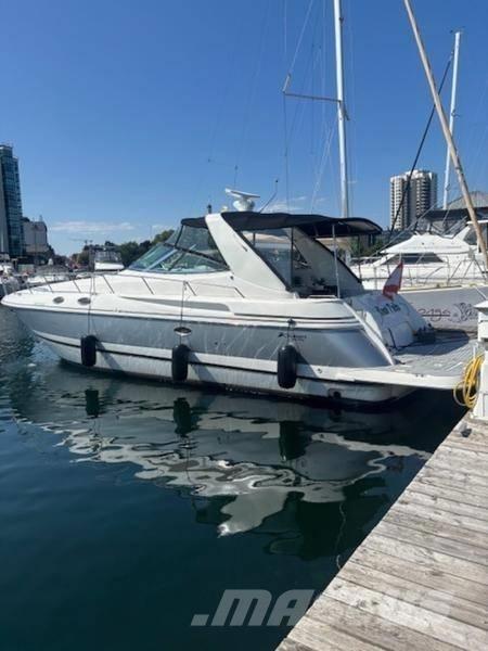  Cruisers Yachts 3870 Batelőes / barcaças