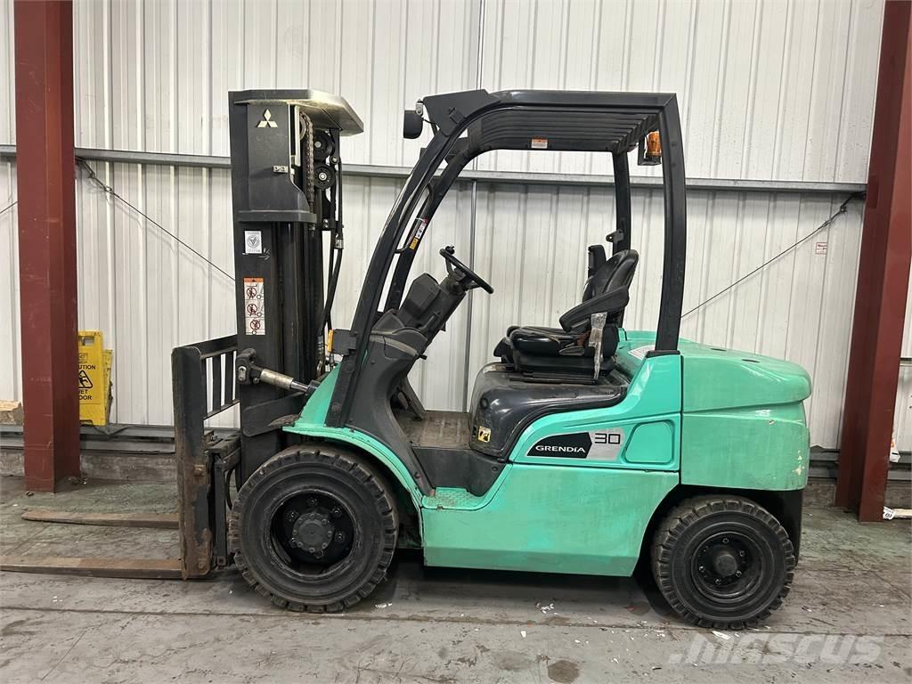 Mitsubishi FD30NT Empilhadores Diesel