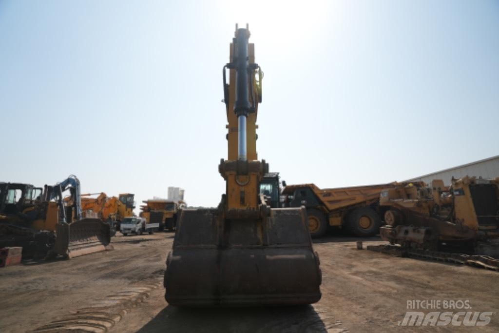 CAT 395 Escavadeiras de esteiras