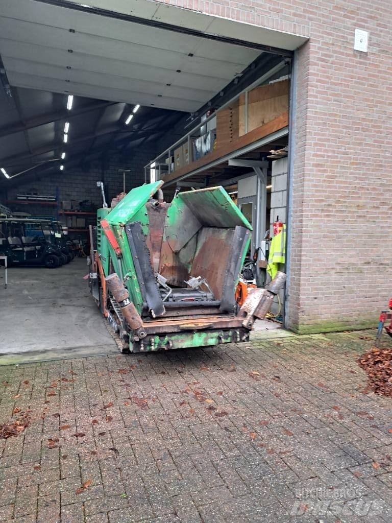 Demag 45 Espalhadoras de asfalto