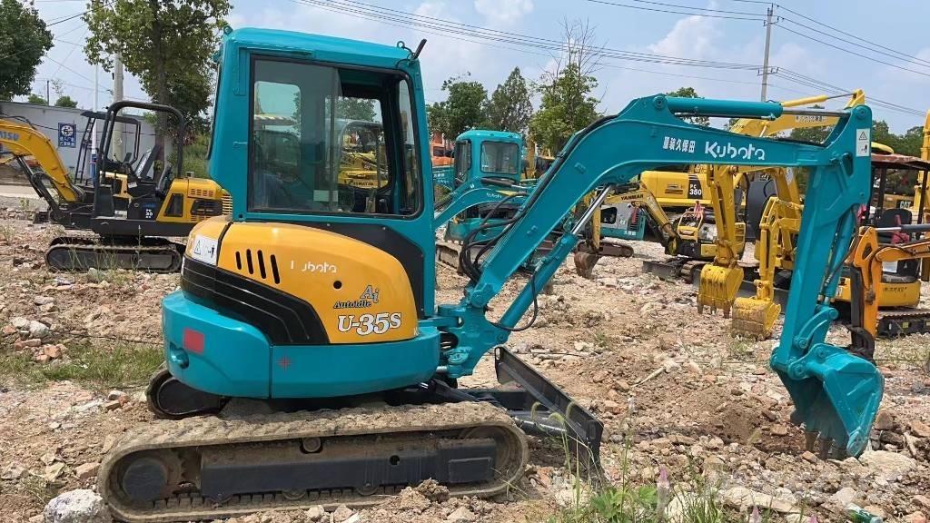 Komatsu U35 Miniescavadeiras