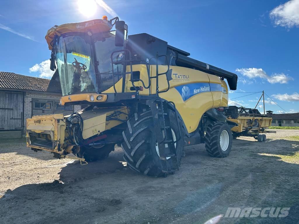 New Holland CX 8070 Ceifeiras debulhadoras