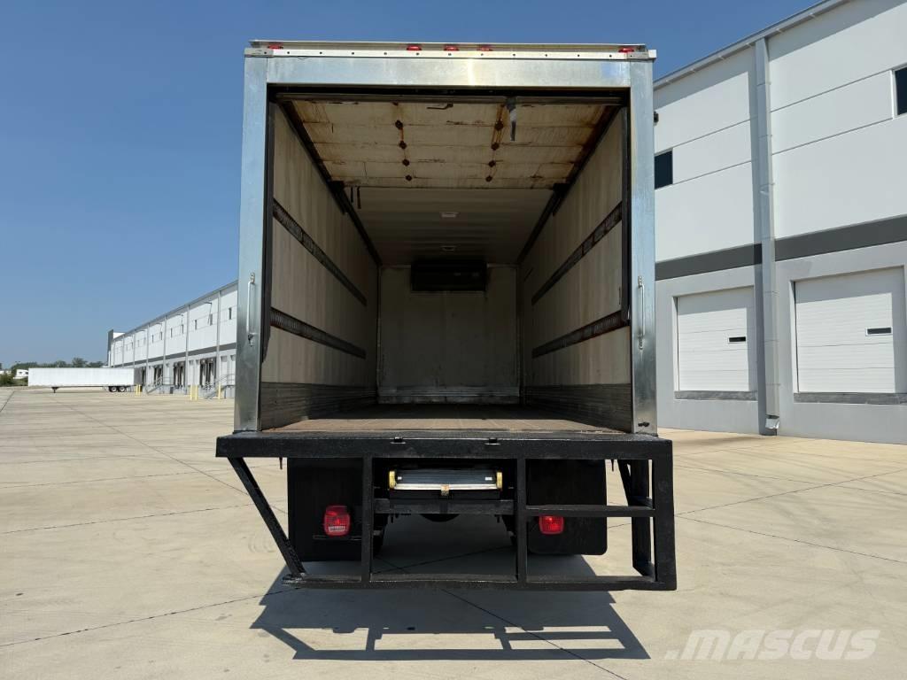 Hino 338 Caminhões caixa temperatura controlada