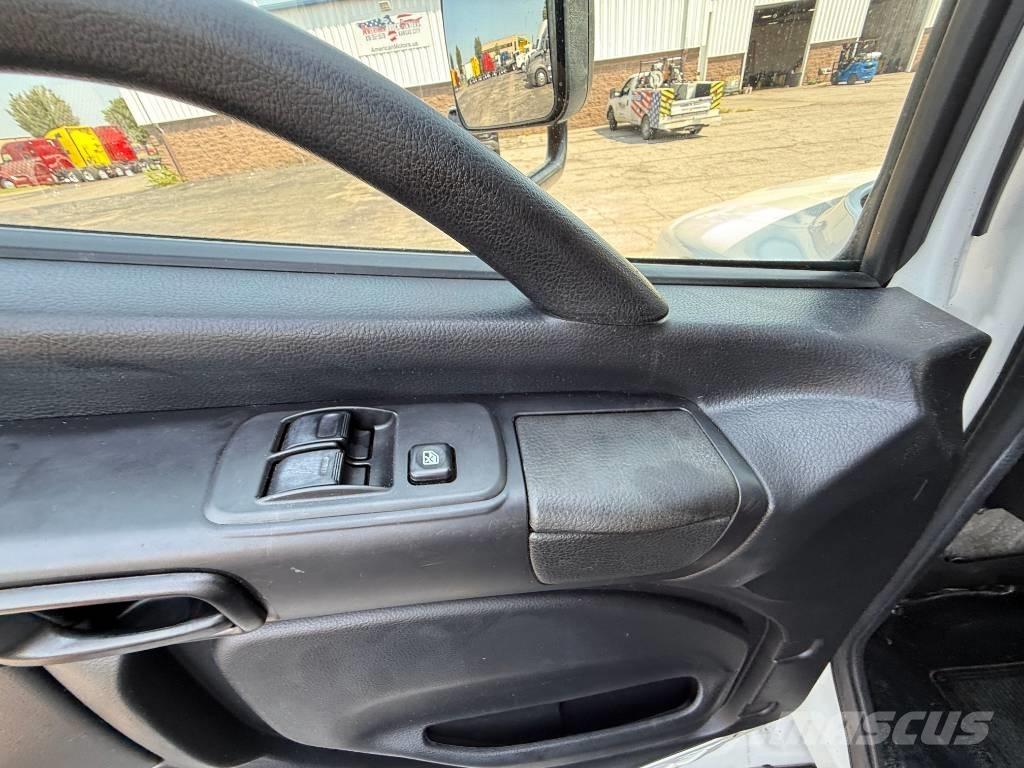 Hino 338 Caminhões caixa temperatura controlada