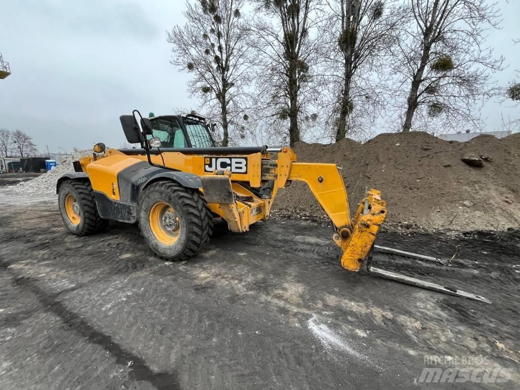 JCB 540-140 Manipulador telescópico