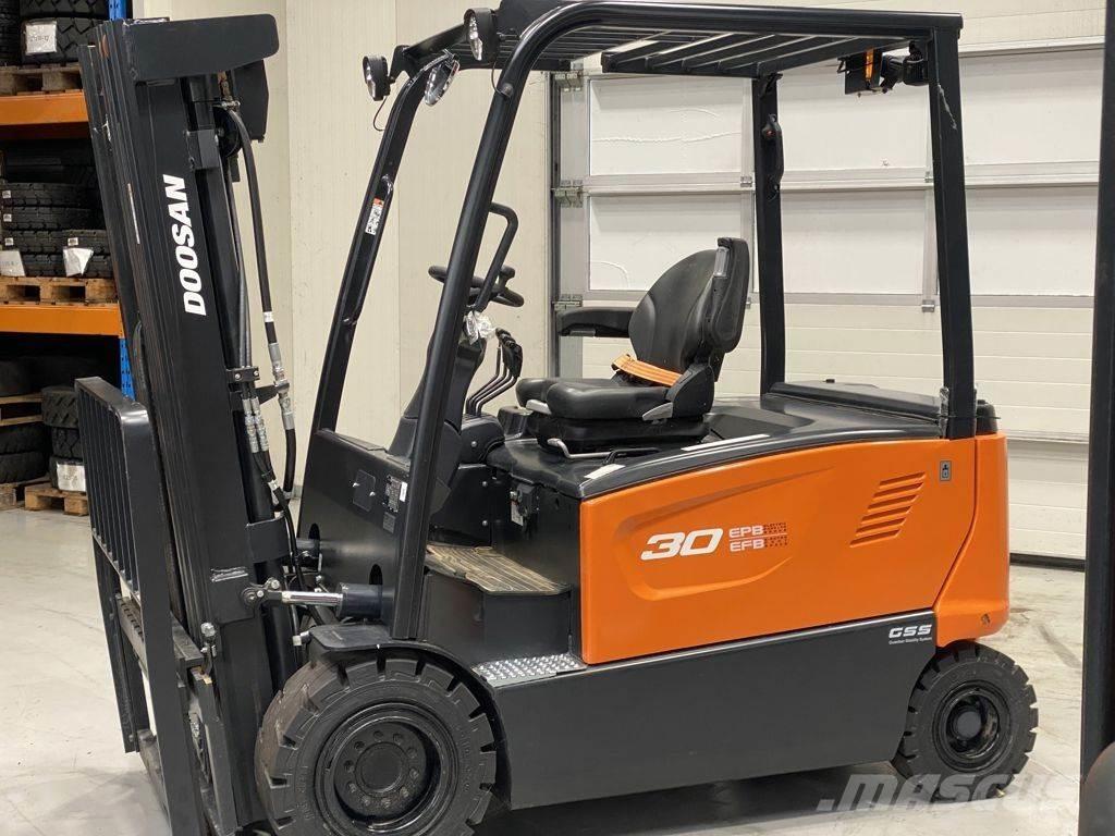 Doosan B30X-7 Empilhadores eléctricos