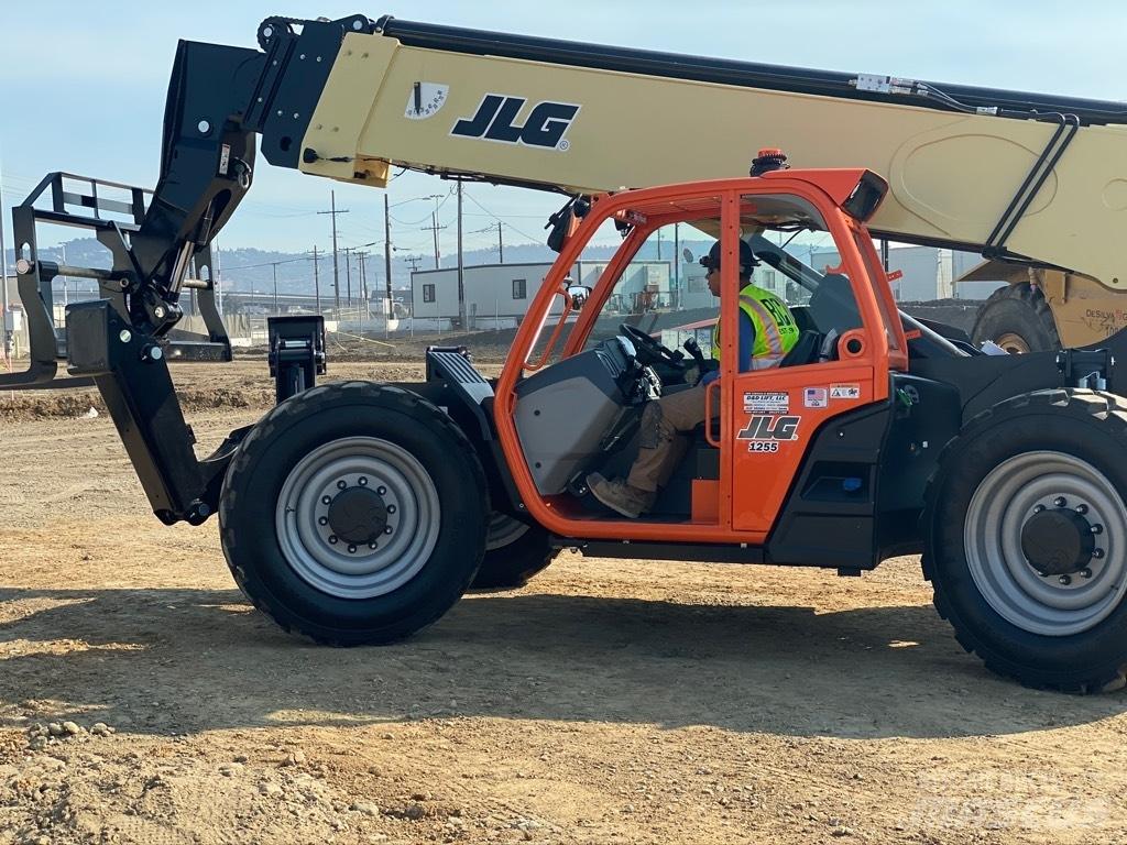JLG 1255 Manipulador telescópico