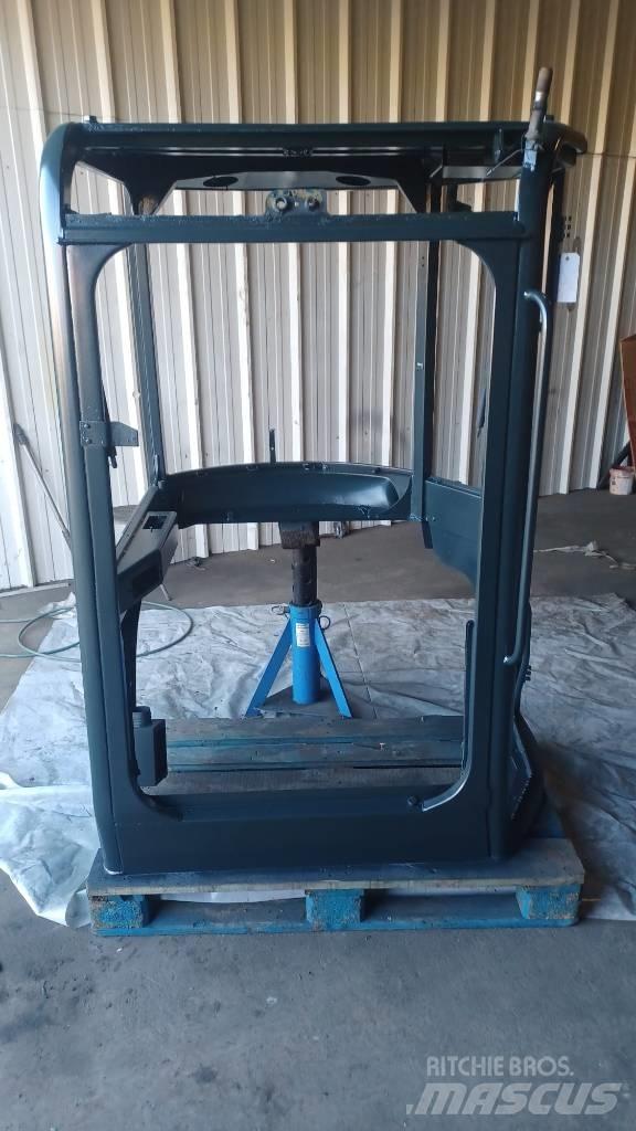 Yanmar Vio 45 Cabina