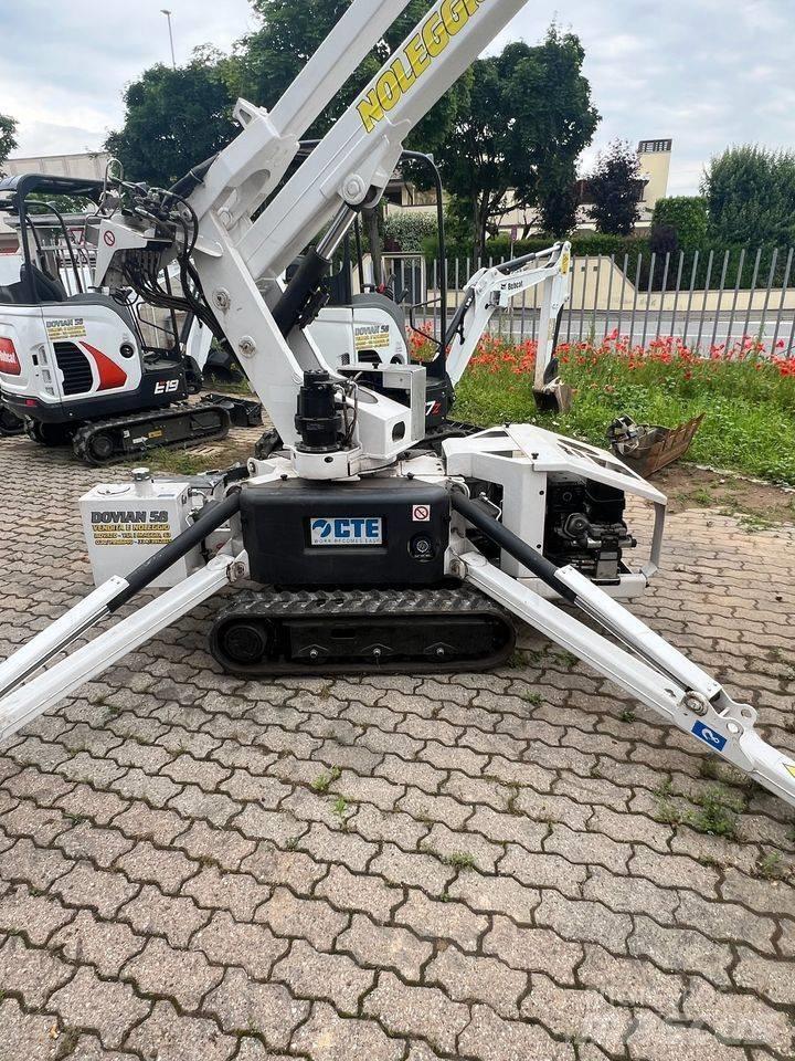 CTE Traccess 135 Elevadores braços articulados