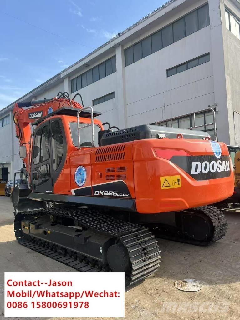 Doosan DX 225 LC Escavadeiras de esteiras