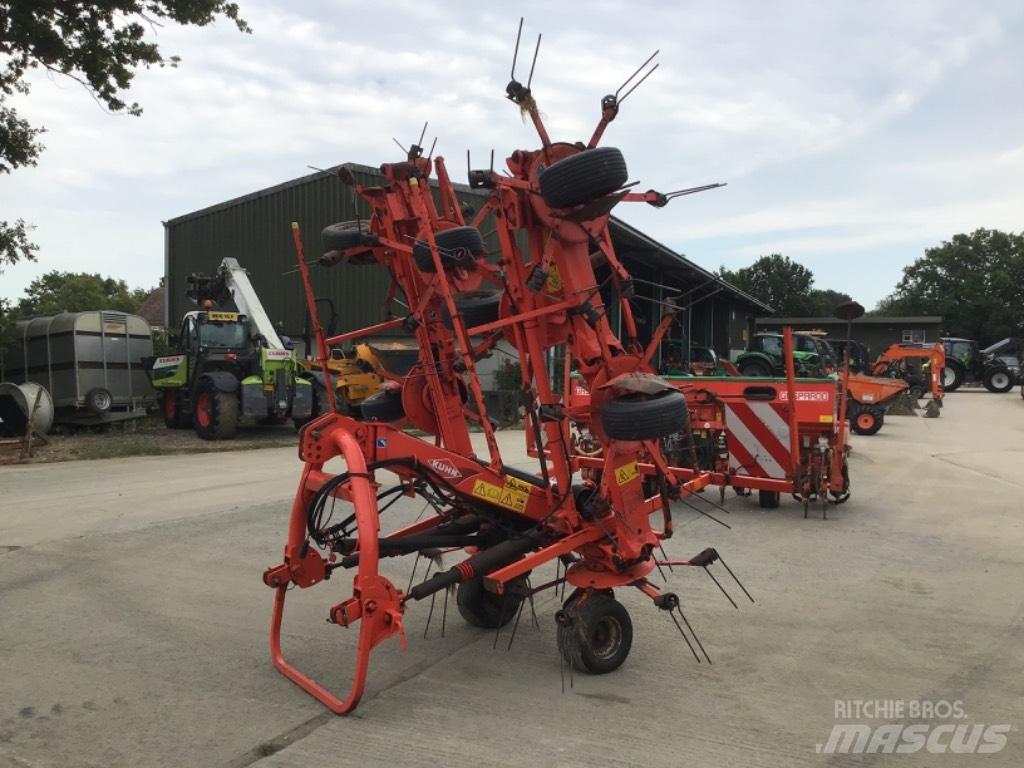 Kuhn GF 8702 Ancinho virador