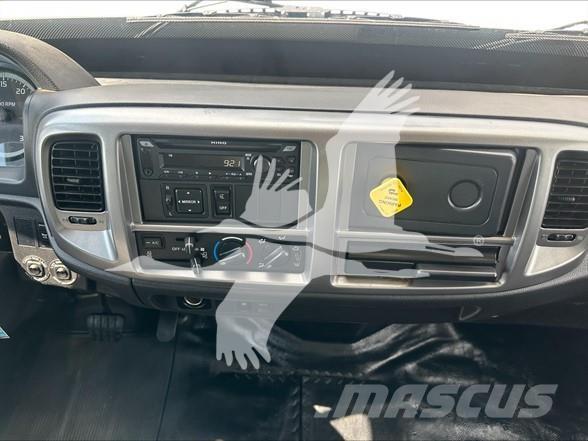 Hino 268A Construção - Outros
