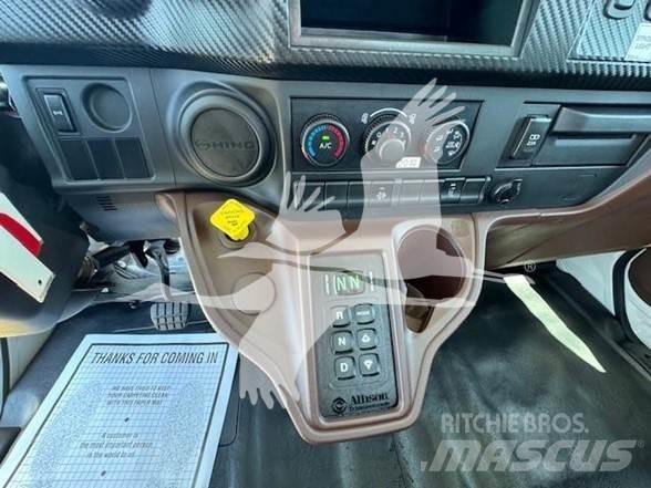 Hino L7 Construção - Outros
