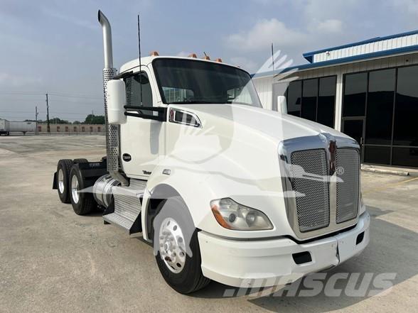 Kenworth T680 Cavalos Mecânicos