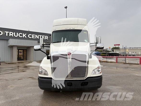 Kenworth T680 Cavalos Mecânicos