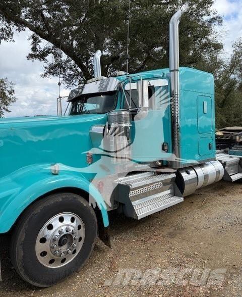 Kenworth W900L Cavalos Mecânicos