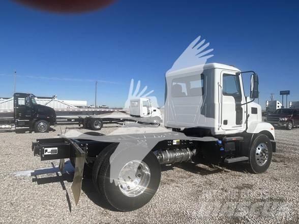 Mack MD6 Camiões de chassis e cabine