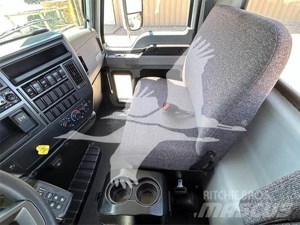 Mack MD7 Camiões de chassis e cabine
