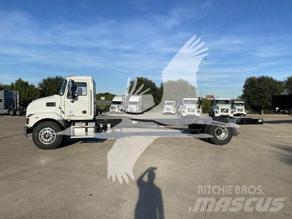 Mack MD7 Camiões de chassis e cabine