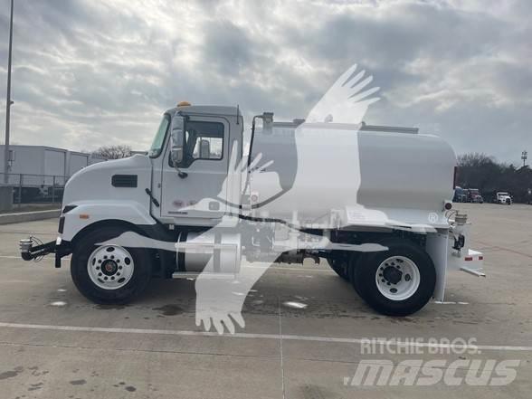 Mack MD7 Camiões-cisterna