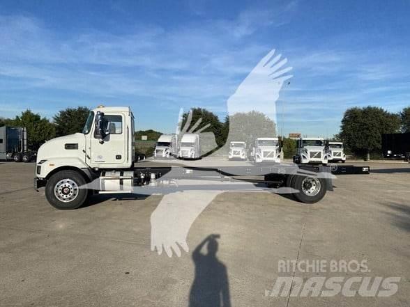 Mack MD7 Camiões de chassis e cabine