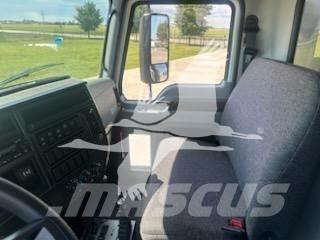 Mack MD7 Camiões basculantes