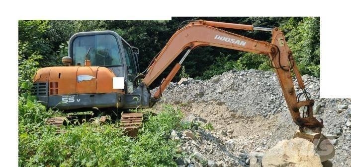 Doosan SL 55 VP Miniescavadeiras
