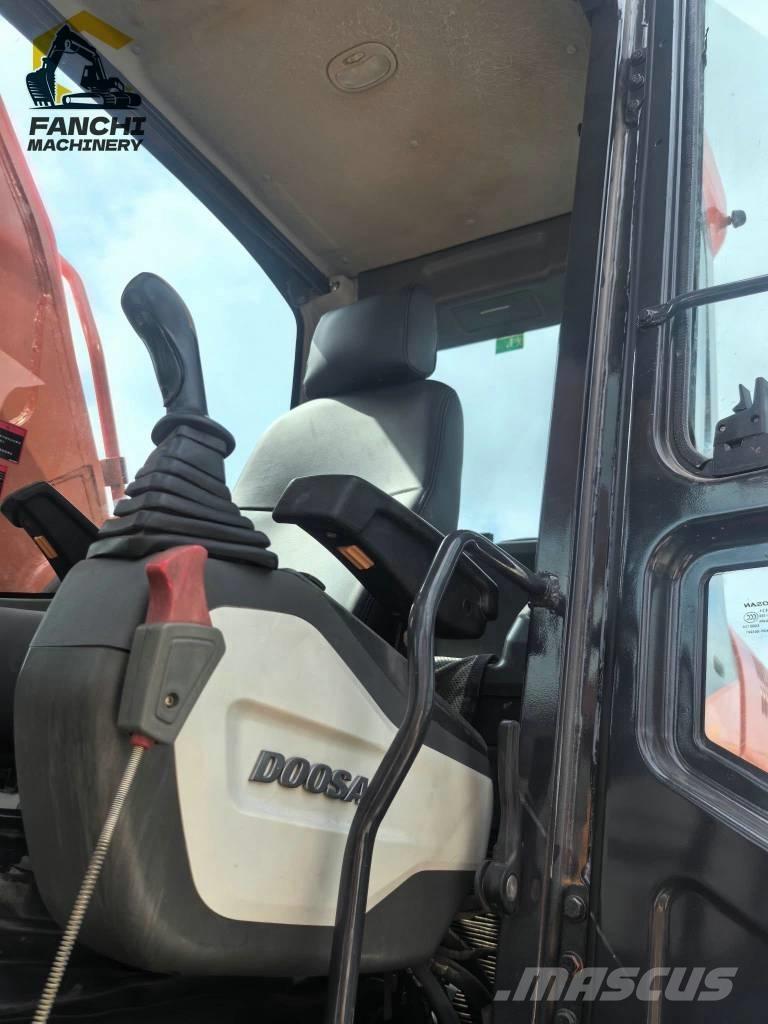 Doosan 360 Escavadeiras de esteiras