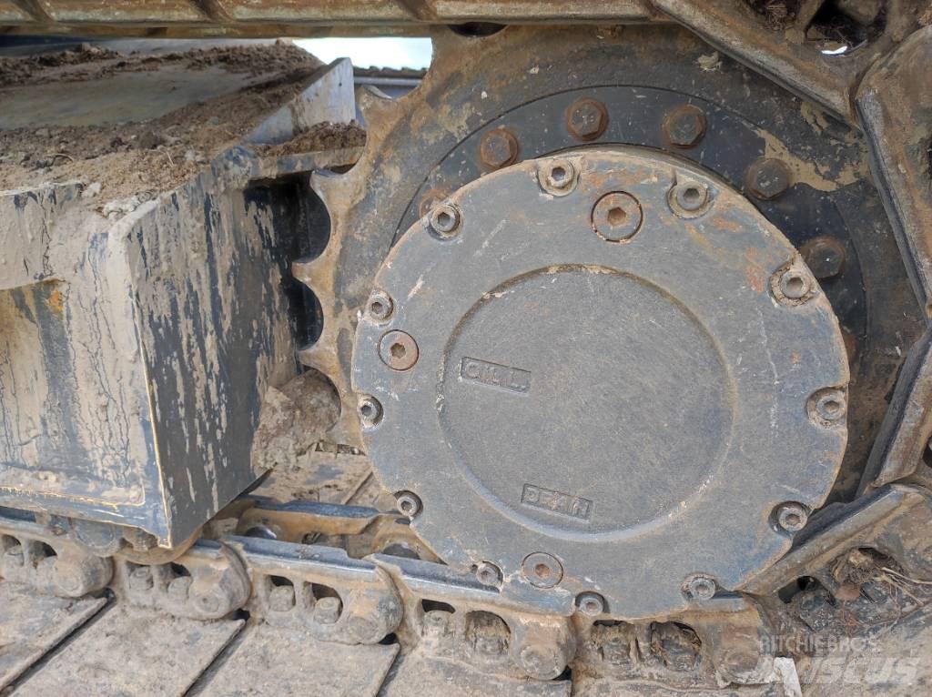 Komatsu PC138US-11E0 Escavadeiras de esteiras