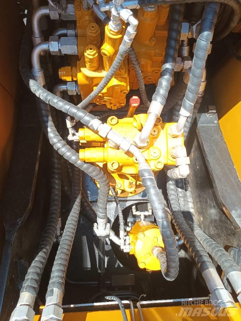 Sany SY 135C Escavadoras Midi 7t - 12t