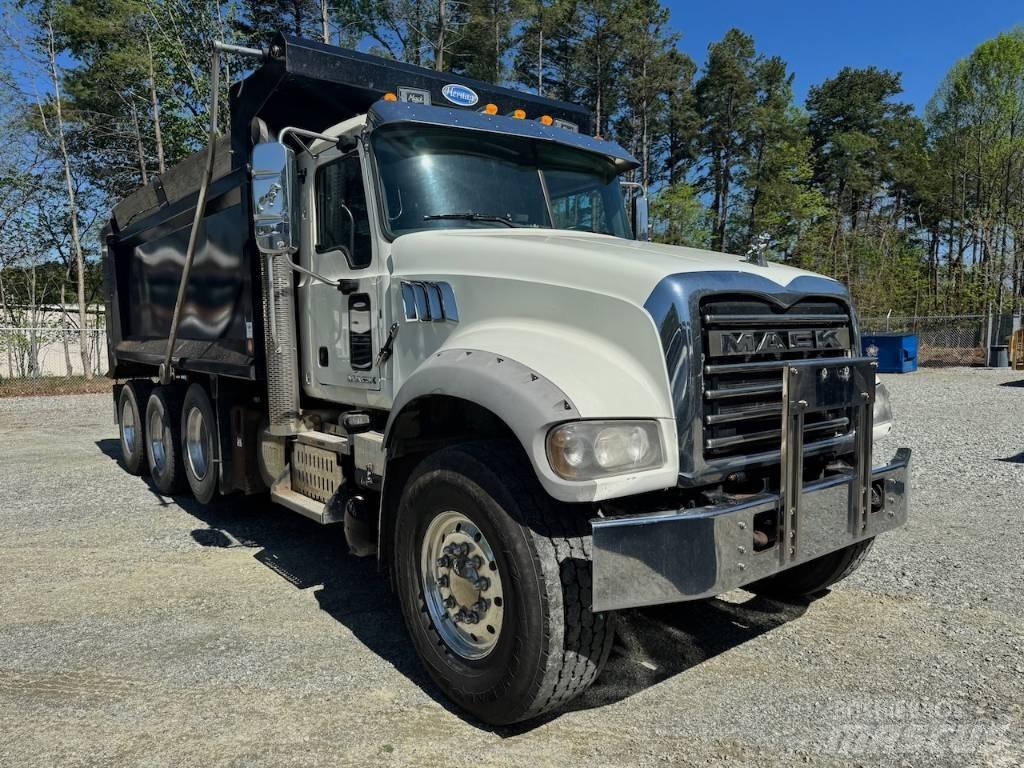 Mack GU713 Camiões basculantes