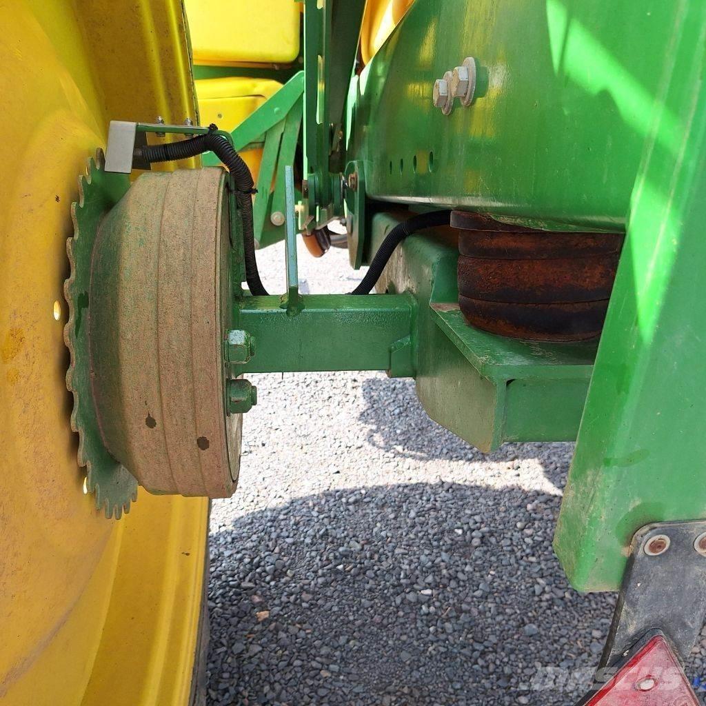 John Deere 732 Pulverizadores rebocados