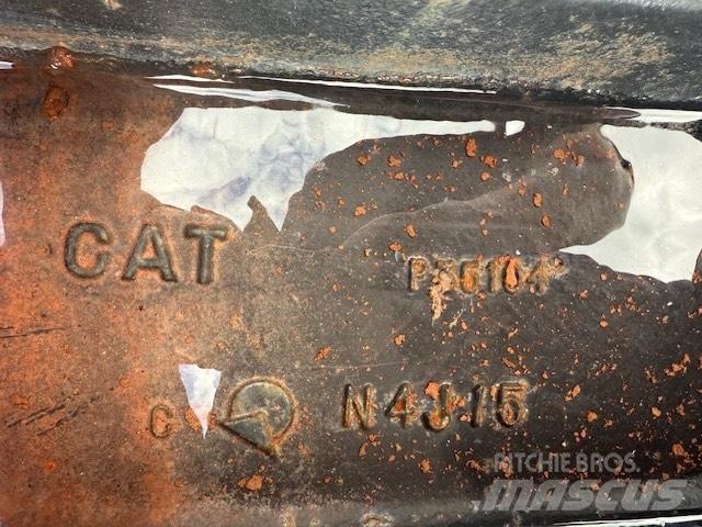 CAT 6020 NEW IDLER Rastos