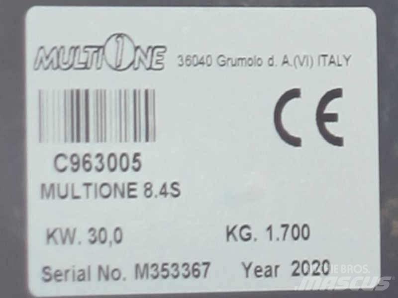 Multione 8.4S Mini carregadoras