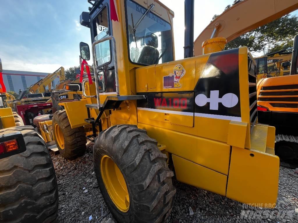 Komatsu WA100 Carregadeiras de rodas